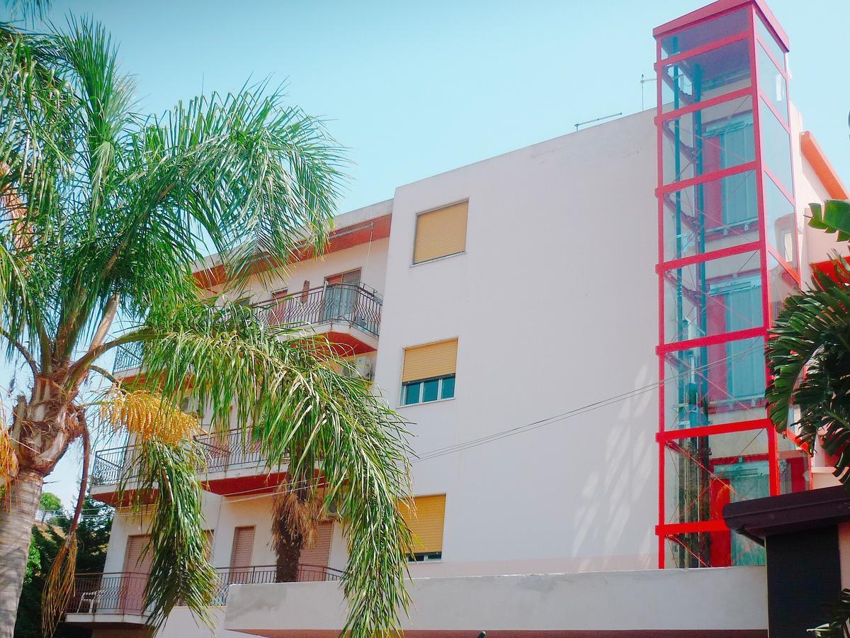 Paradiso Hotel Ristorante Riaci Capo Exterior foto